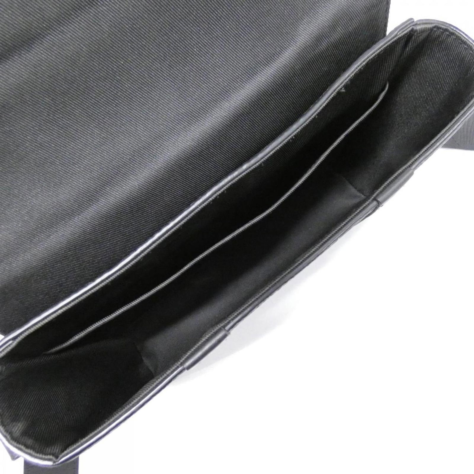 Leather Louis Vuitton Shoulder Bag - 9