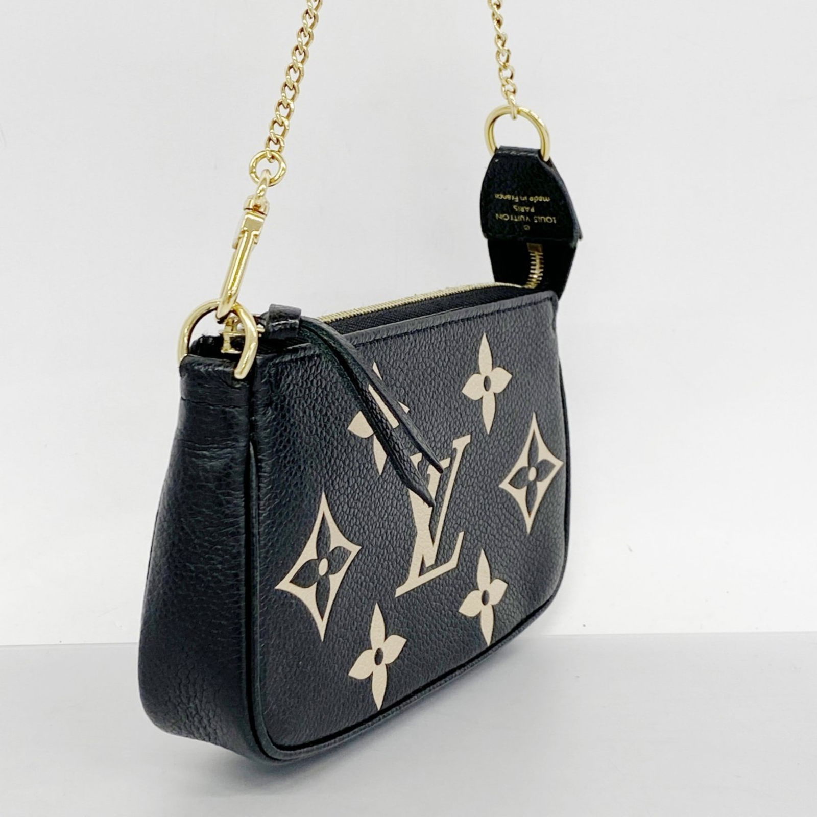 Pouch Louis Vuitton - 2