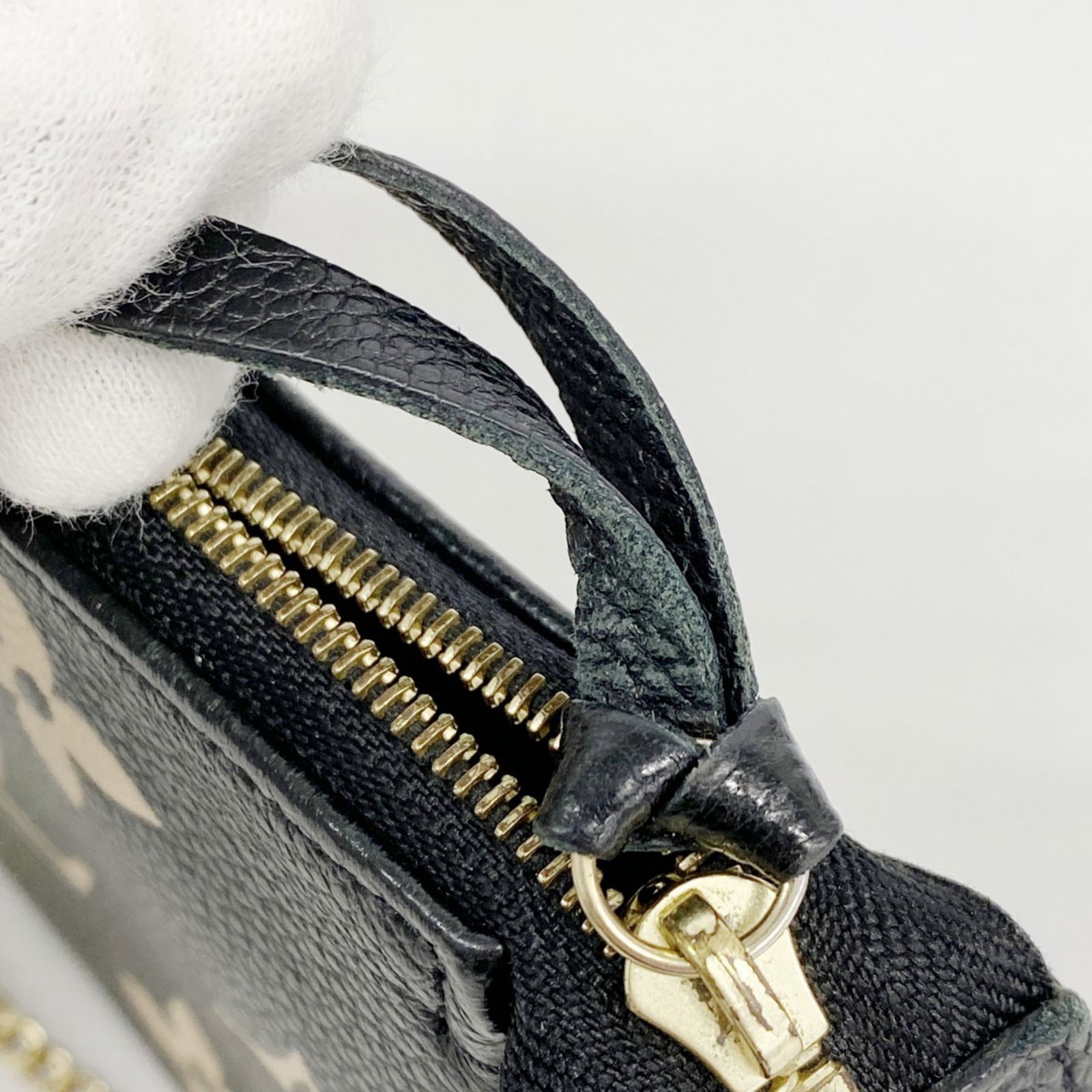 Pouch Louis Vuitton - 9