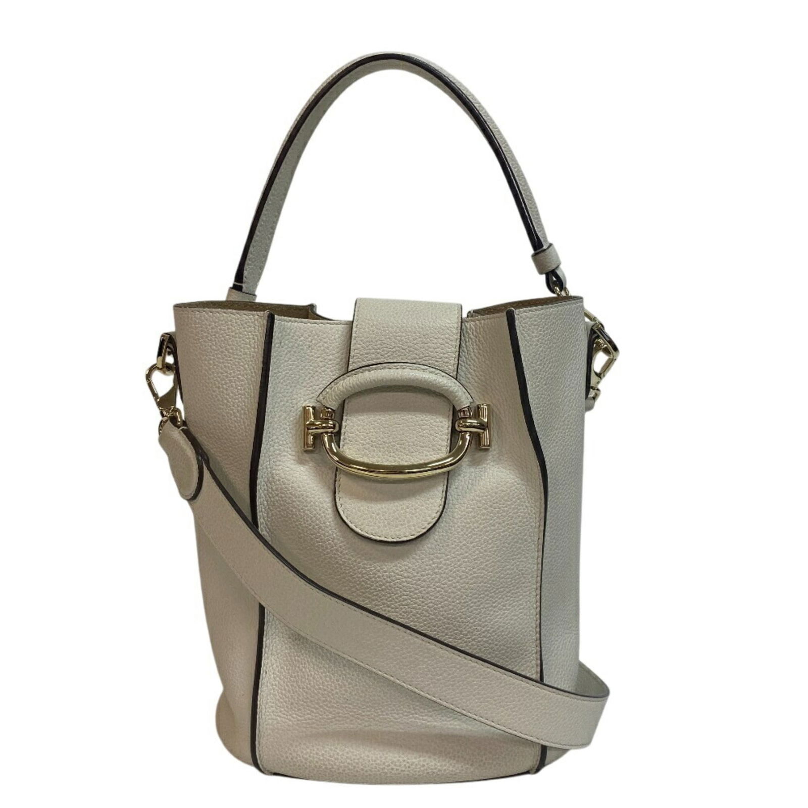 Leather Tod'S Handbag: Leather Tod'S Handbag This listing features Leather Tod'S Handbag. Item specifics are provided below. Item Specifics: Brand: Tod'S Type: Handbag Material: Leather Color: White Gender: Women Size