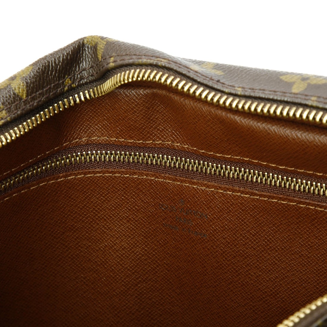 27 Louis Vuitton Trocadero Handbag Monogram Canvas - 8