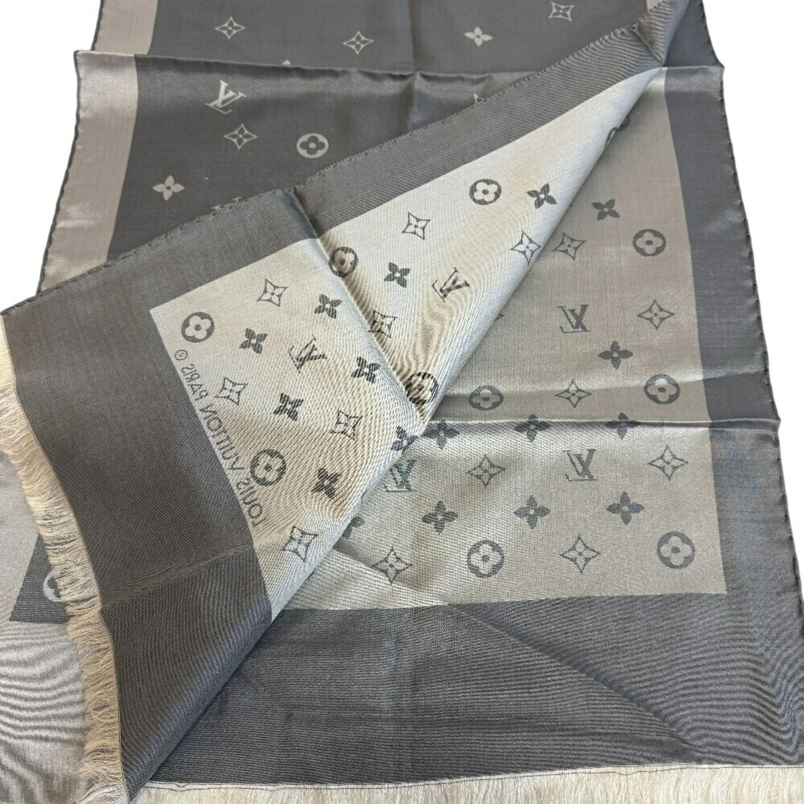Silk Louis Vuitton Scarf - 5
