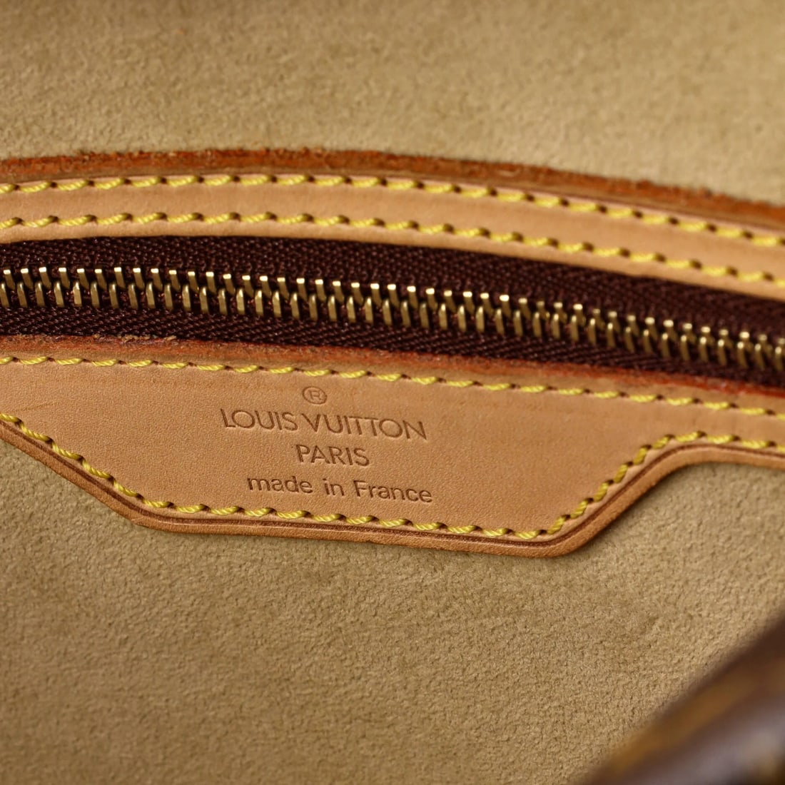 GM Louis Vuitton Cite Handbag Monogram Canvas - 7