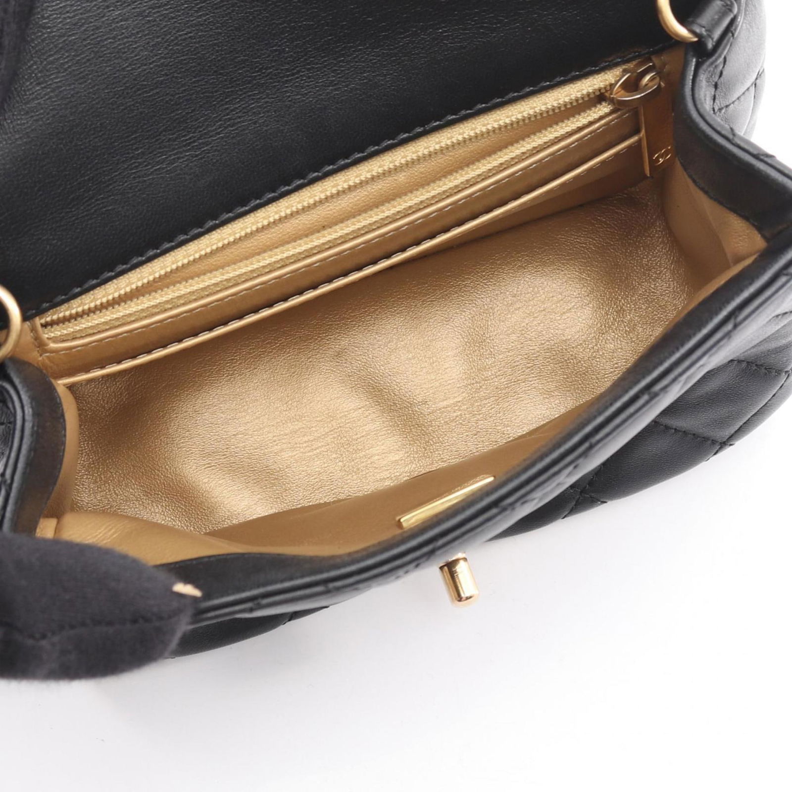 Leather Chanel Shoulder Bag - 3