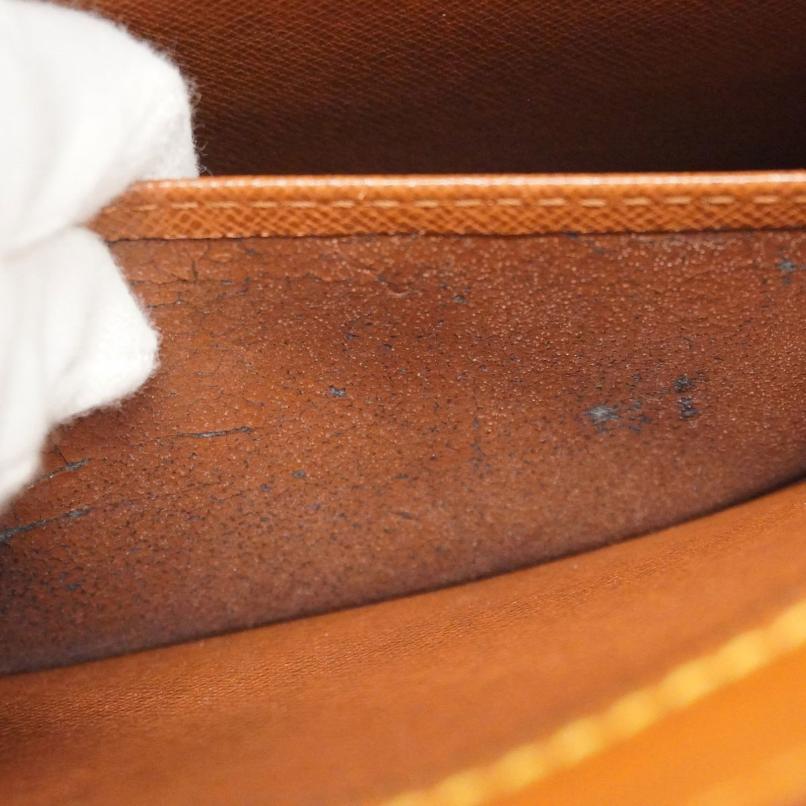 Bag Louis Vuitton Clutch - 12