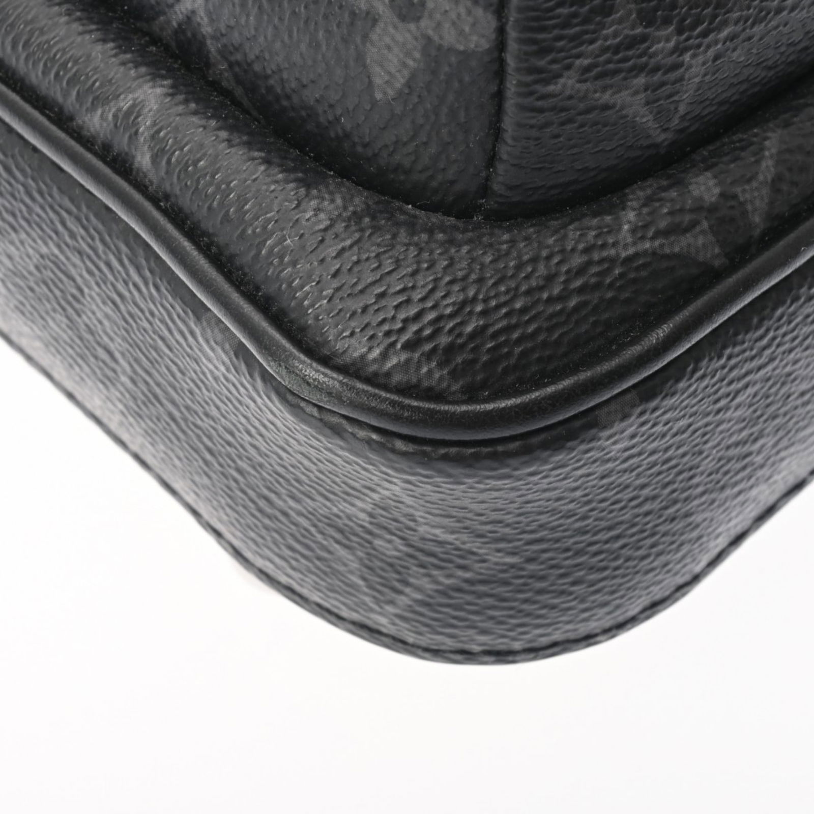 Canvas - Louis Vuitton Sling Bag Monogram Eclipse - 8