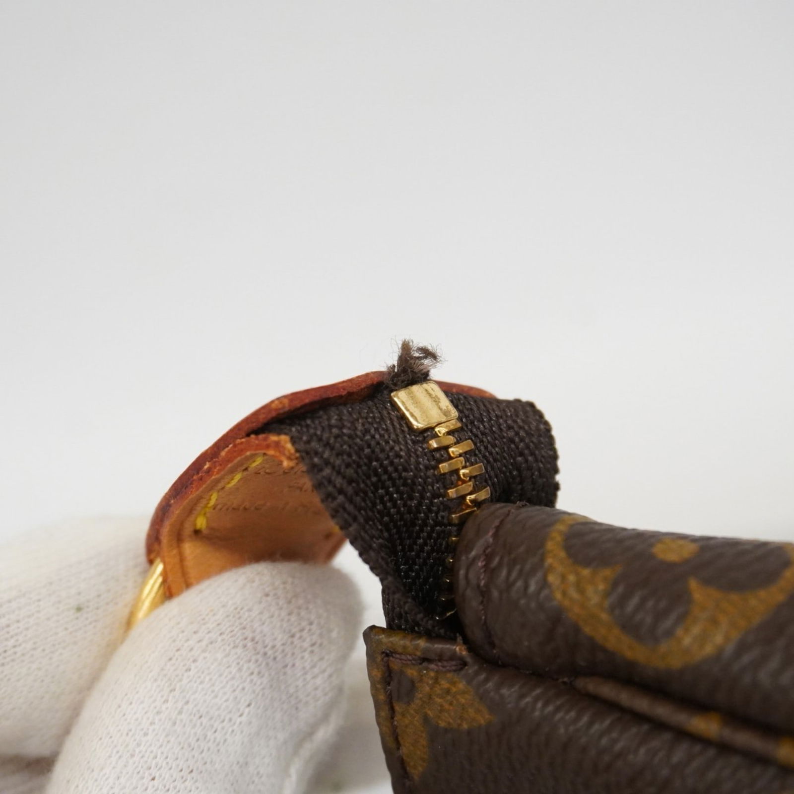 Pouch Louis Vuitton - 7