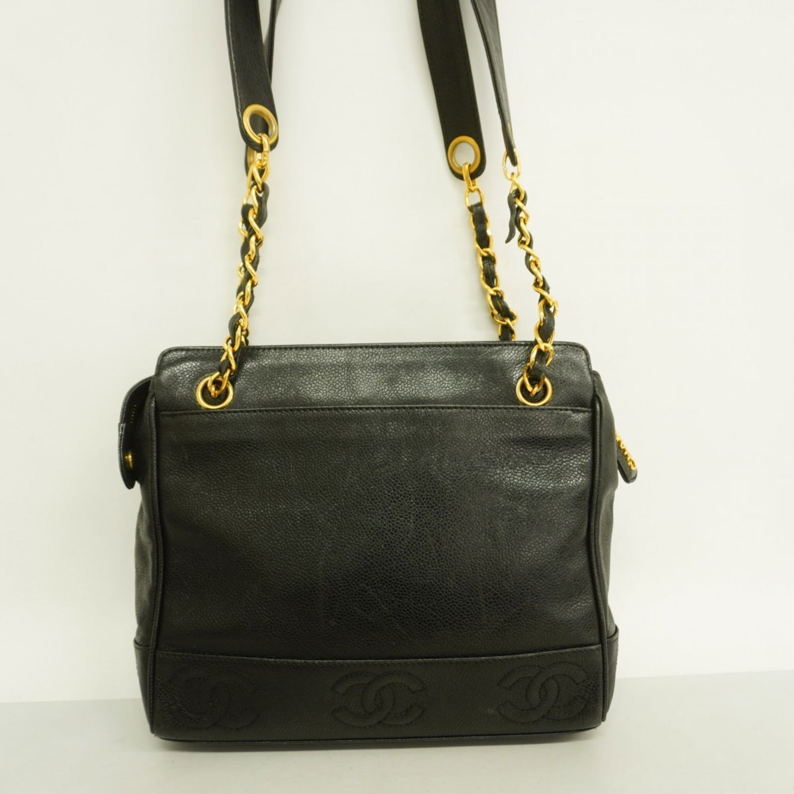 Calfskin Chanel Shoulder Bag Grained - 17