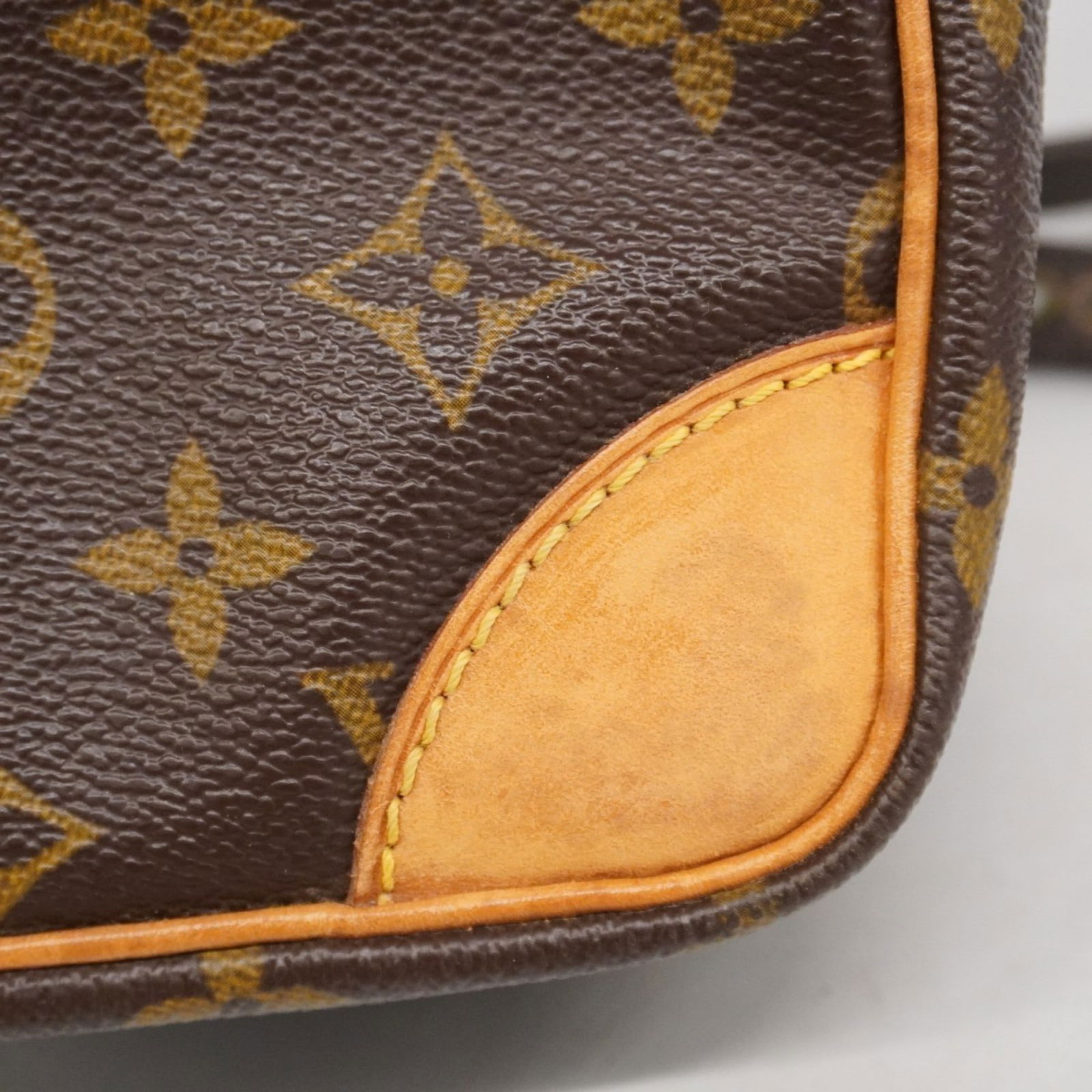 Bag Louis Vuitton Shoulder - 11