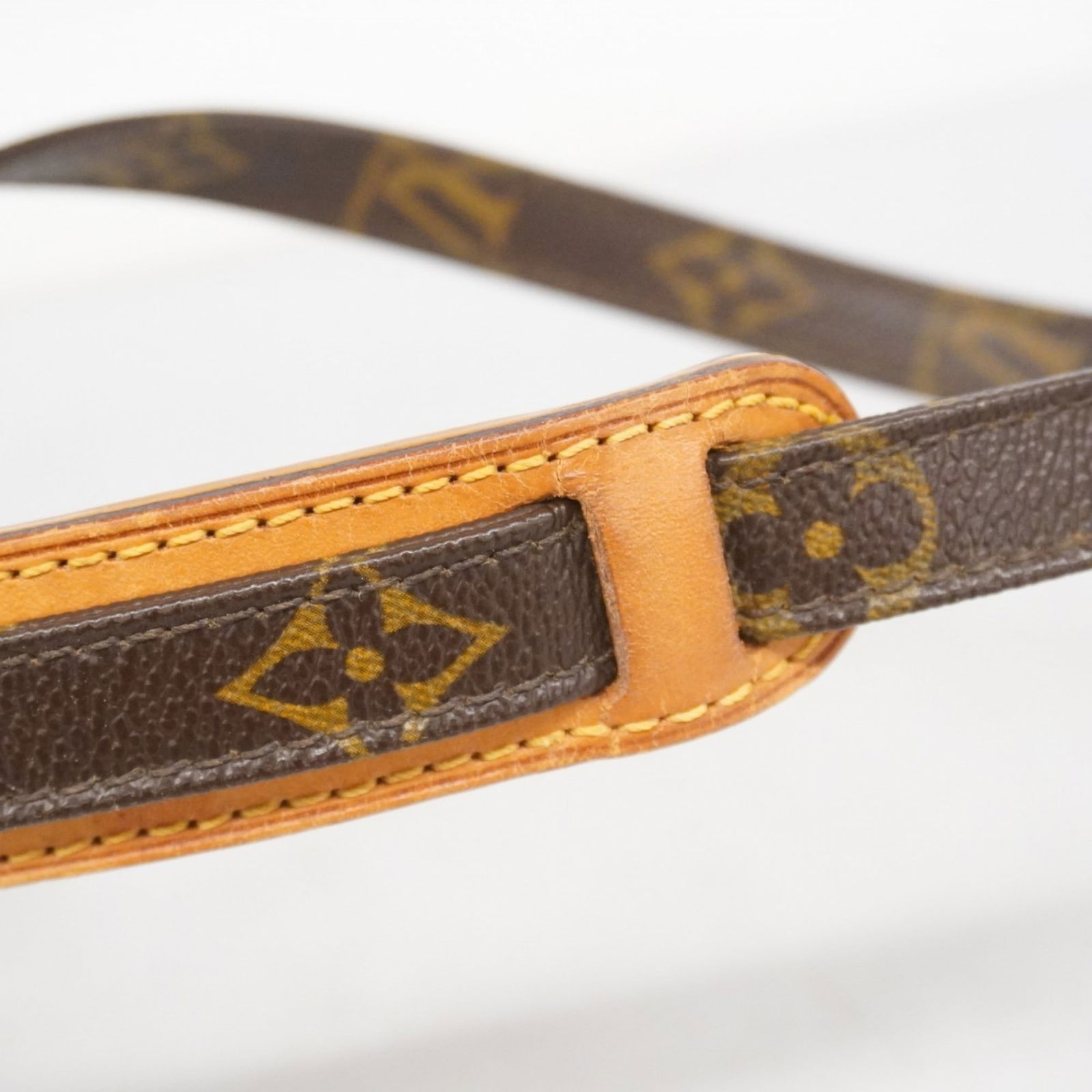 Bag Louis Vuitton Shoulder - 12