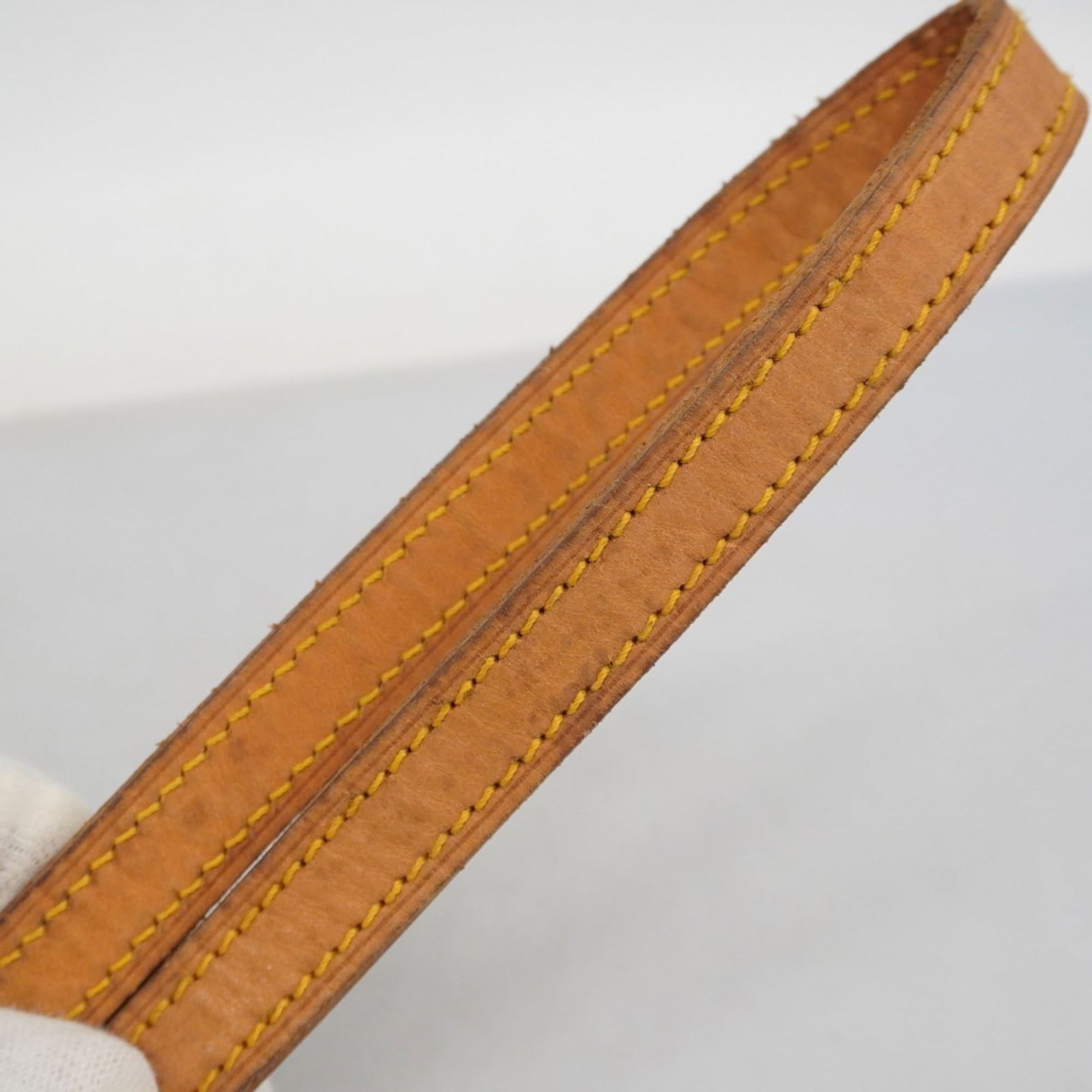 Bag Louis Vuitton Shoulder - 18