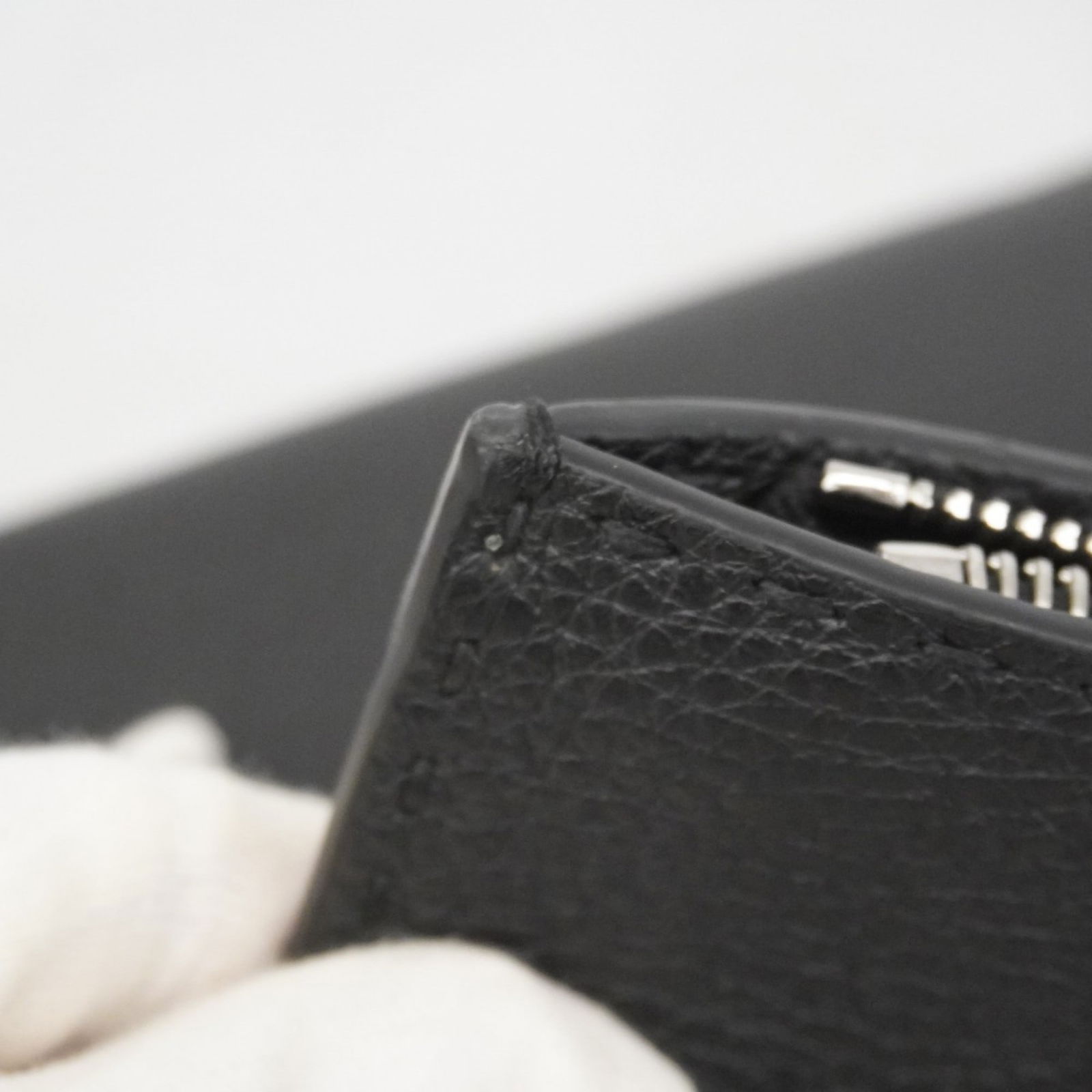 Leather Fendi Clutch Bag - 7