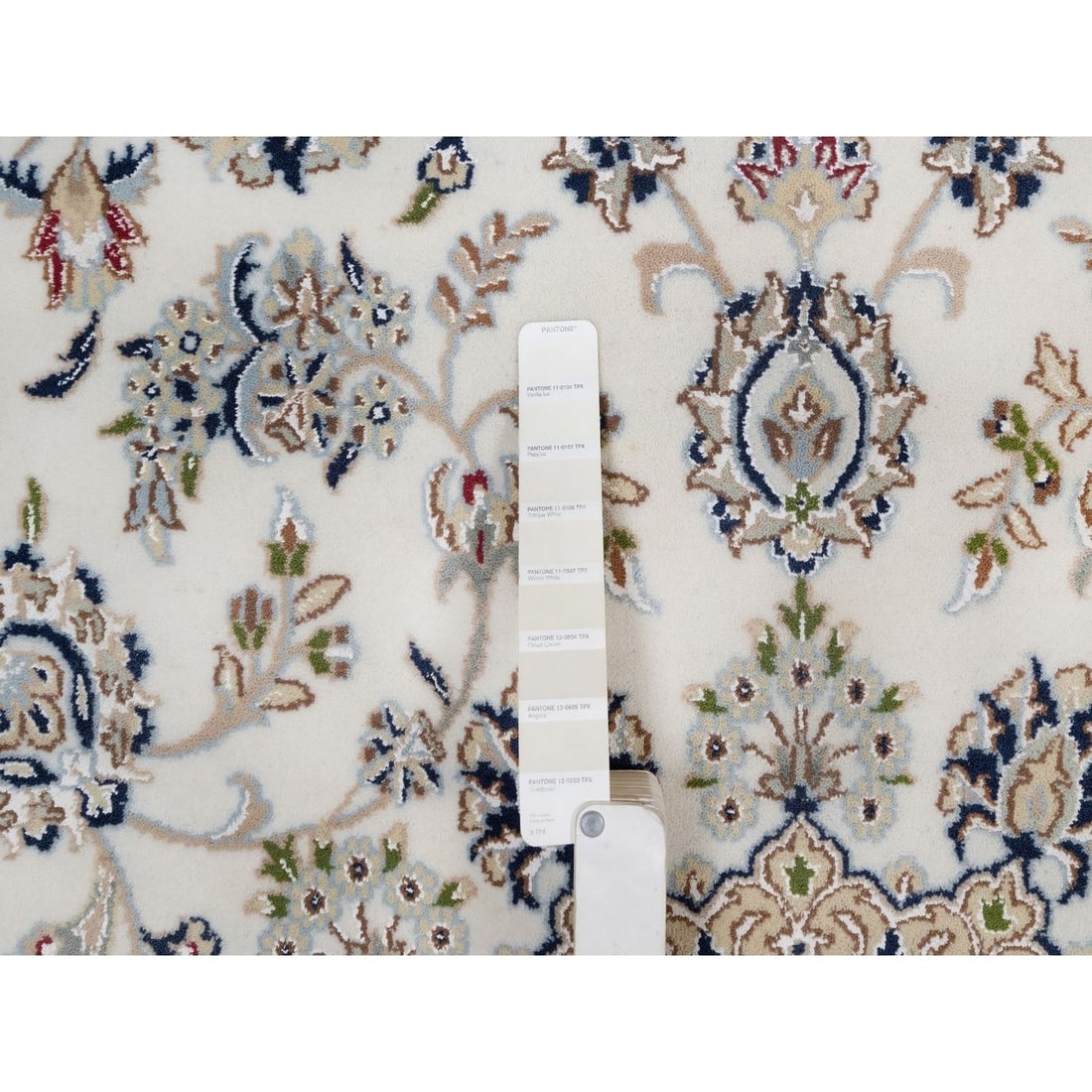 Rug 8'x8' Ivory Nain with Flower Design Hand Knotted Wool and Silk Round - 7