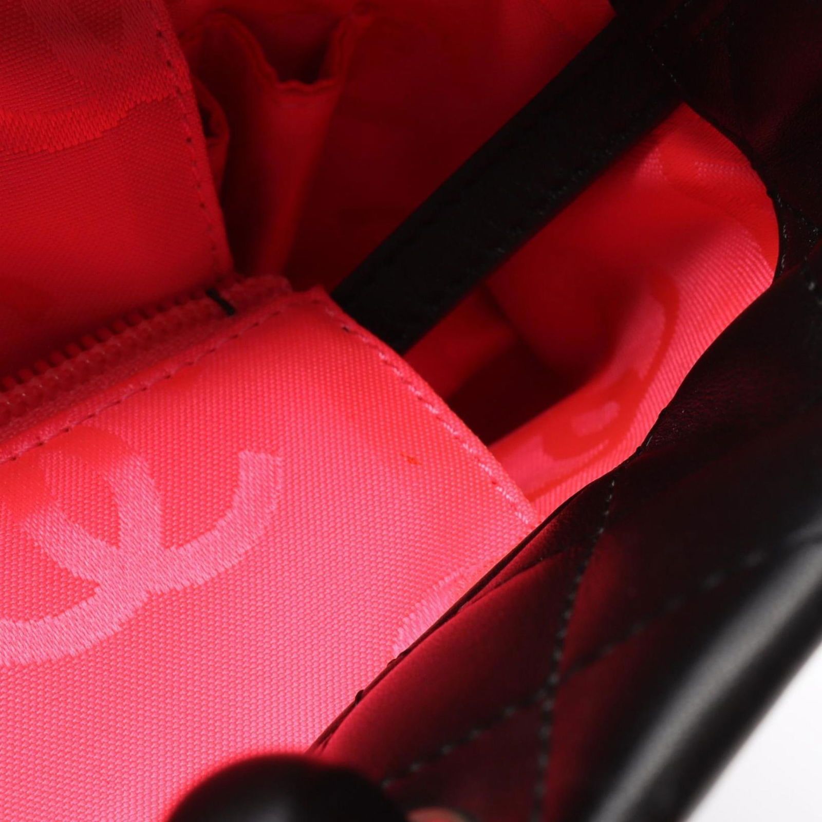 Leather - Chanel Tote Bag Patent Leather - 15