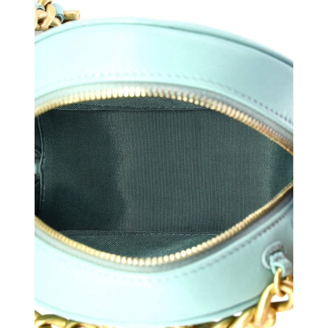 Leather Chanel 19 Round Clutch with Chain Quilted - 6