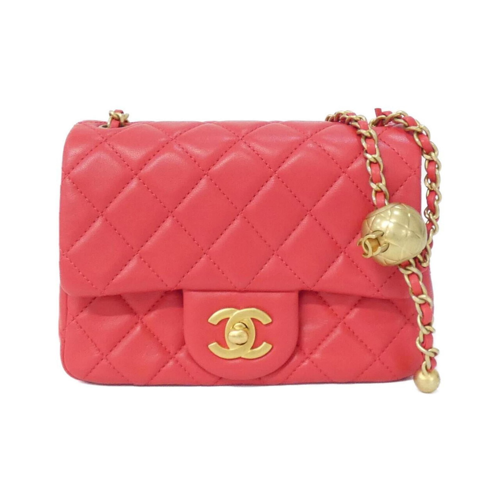 Leather Chanel Shoulder Bag: Leather Chanel Shoulder Bag This listing features Leather Chanel Shoulder Bag. Item specifics are provided below. Item Specifics: Brand: Chanel Type: Shoulder Bag Material: Leather Leather/Fur Type: L