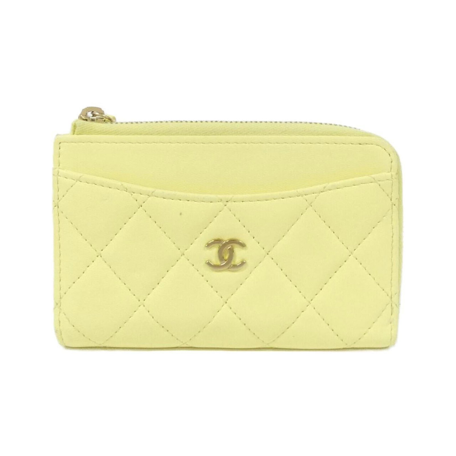 Leather Chanel Card Case: Leather Chanel Card Case This listing features Leather Chanel Card Case. Item specifics are provided below. Item Specifics: Brand: Chanel Type: Card Case Gender: Women Color: Yellow Material: