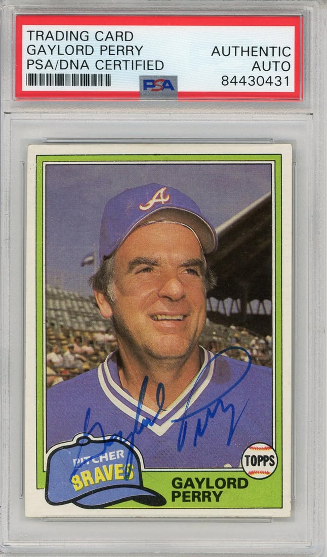 (PSA) Gaylord Perry Autographed 1981 Topps Card #812 (1 of 2)