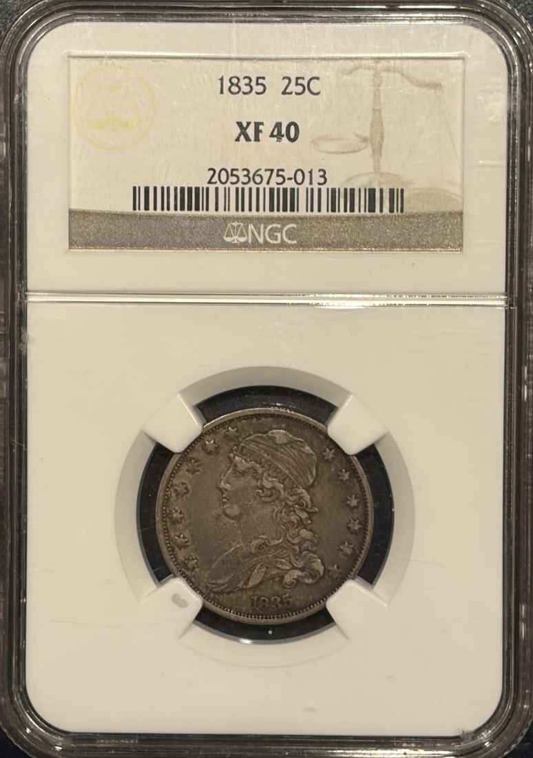 XF40 1835 BUST QUARTER NGC (1 of 3)