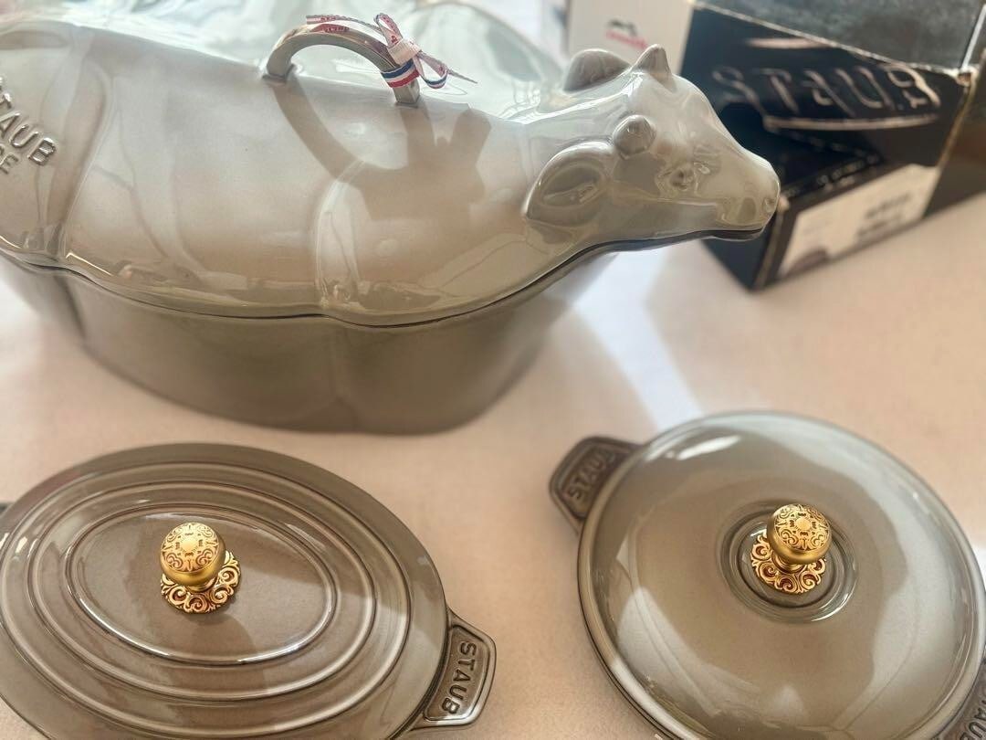 grey Vintage Staub Rare 3-piece set Cow Cocotte Pot Iron Material Dead stock (1 of 12)