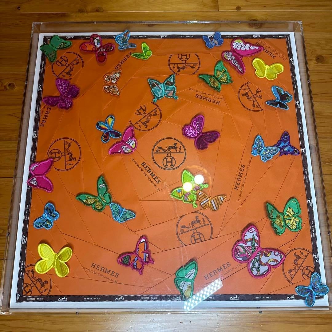 66 x 66cm - Herms Stephen Wilson Art Panel - Acrylic Framed (1 of 14)