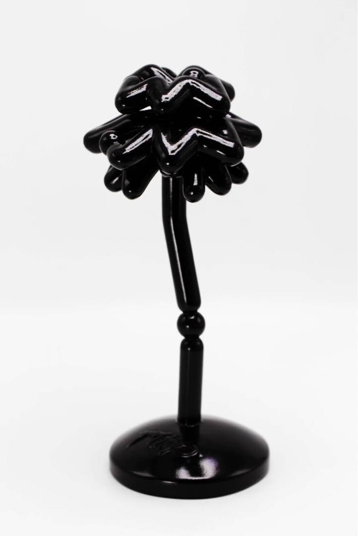 autographed Yoon Hyup "Rain or Shine" sculpture edition: autographed Yoon Hyup "Rain or Shine" sculpture edition This listing features autographed Yoon Hyup "Rain or Shine" sculpture edition. Item specifics are provided below. Item Specifics: Artist: Yoon H