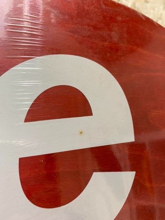 item 08aw supreme stained logo deck skateboard red new unused - 6