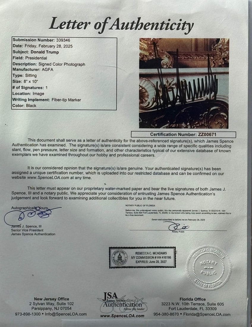 (JSA) Donald Trump Autographed 8x10 Framed Photo - 2