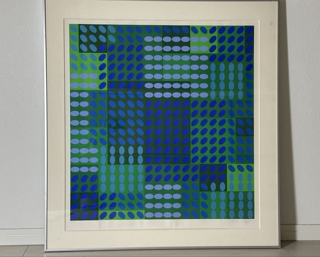 1970 Silkscreen Edition Autographed - Victor Vasarely Tavoll positive: 1970 Silkscreen Edition Autographed - Victor Vasarely Tavoll positive This listing features 1970 Silkscreen Edition Autographed - Victor Vasarely Tavoll positive. Item specifics are provided below. It