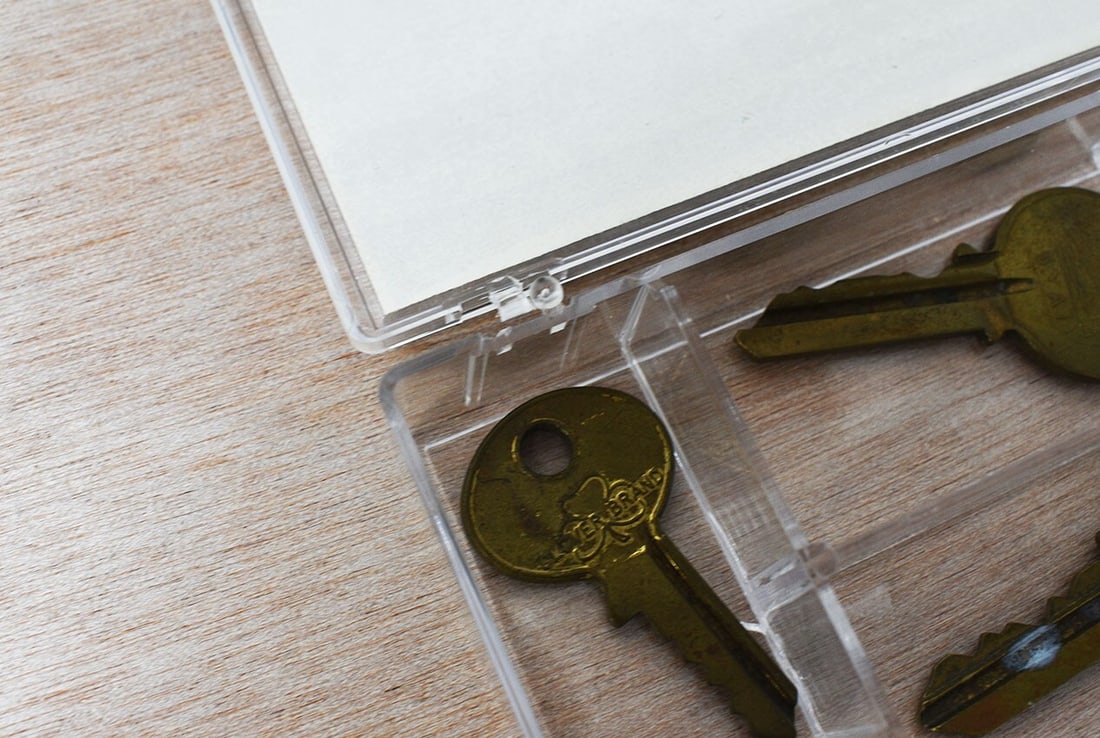 (label) George Maciunas 1988 ReFlux Editions 7 keys Case - 5