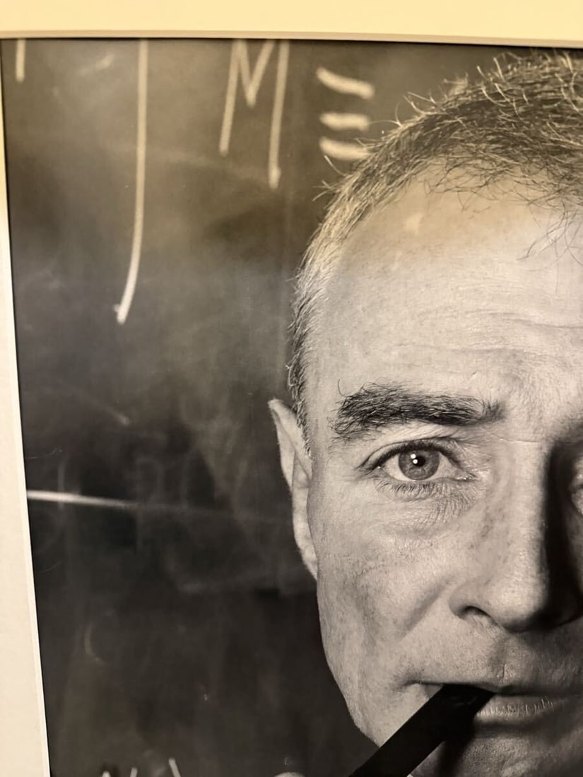 Photograph Philippe Halsman "Robert Oppenheimer 1958" Edition - 4