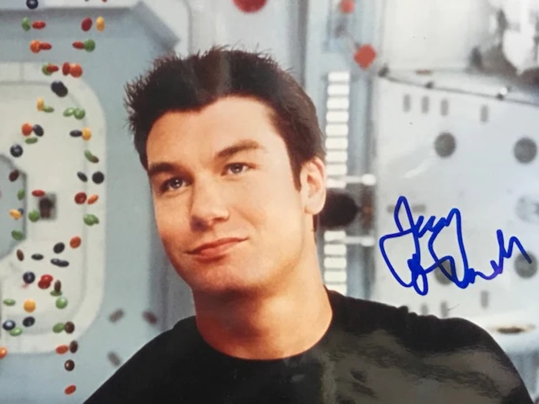 Photo Jerry O'Connell Autographed 8x10 Celebrity: Photo Jerry O'Connell Autographed 8x10 Celebrity This listing features Photo Jerry O'Connell Autographed 8x10 Celebrity. Item specifics are provided below. Item Specifics: Jerry O'Connell