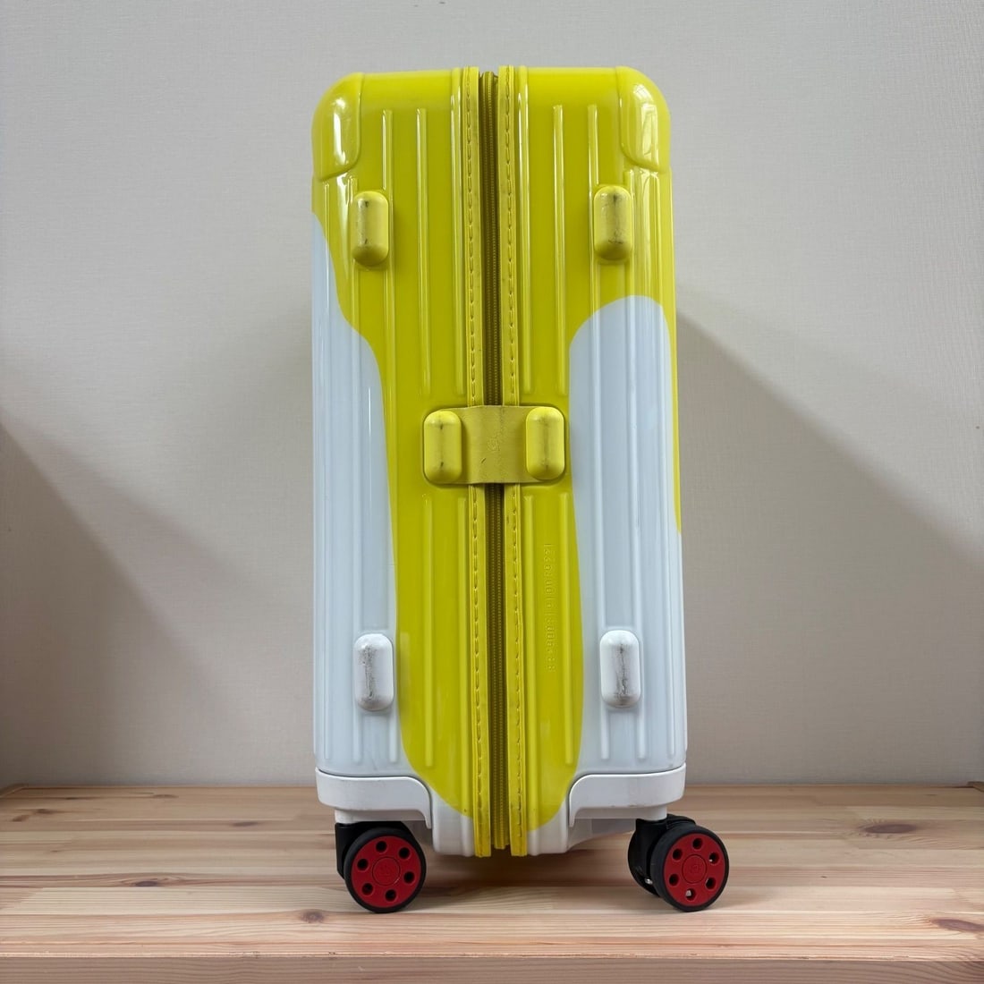 Carry-On RIMOWA x CHAOS Essential Cabin 36L White Yellow 4-Wheel Suitcase - 8