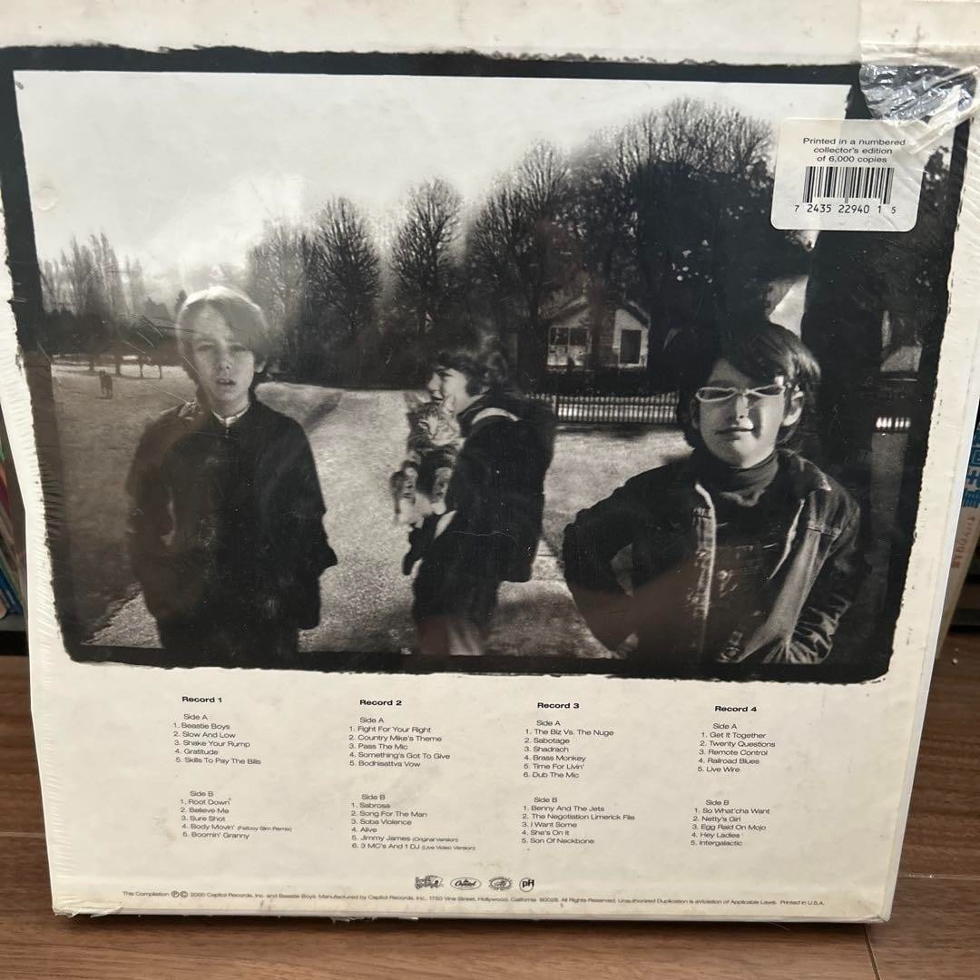 000 copies - BEASTIE BOYS ANTHOLOGY THE SOUNDS OF SCIENCE Limited to 6 - 2