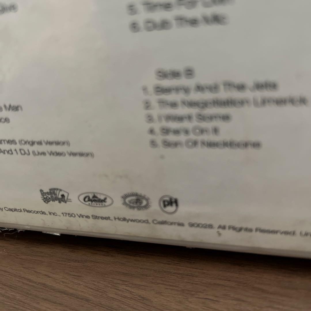 000 copies - BEASTIE BOYS ANTHOLOGY THE SOUNDS OF SCIENCE Limited to 6 - 5