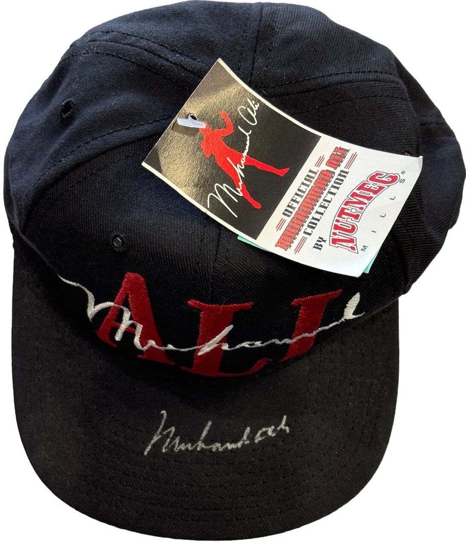(JSA) Muhammad Ali Autographed Nutmeg Hills Hat (1 of 4)