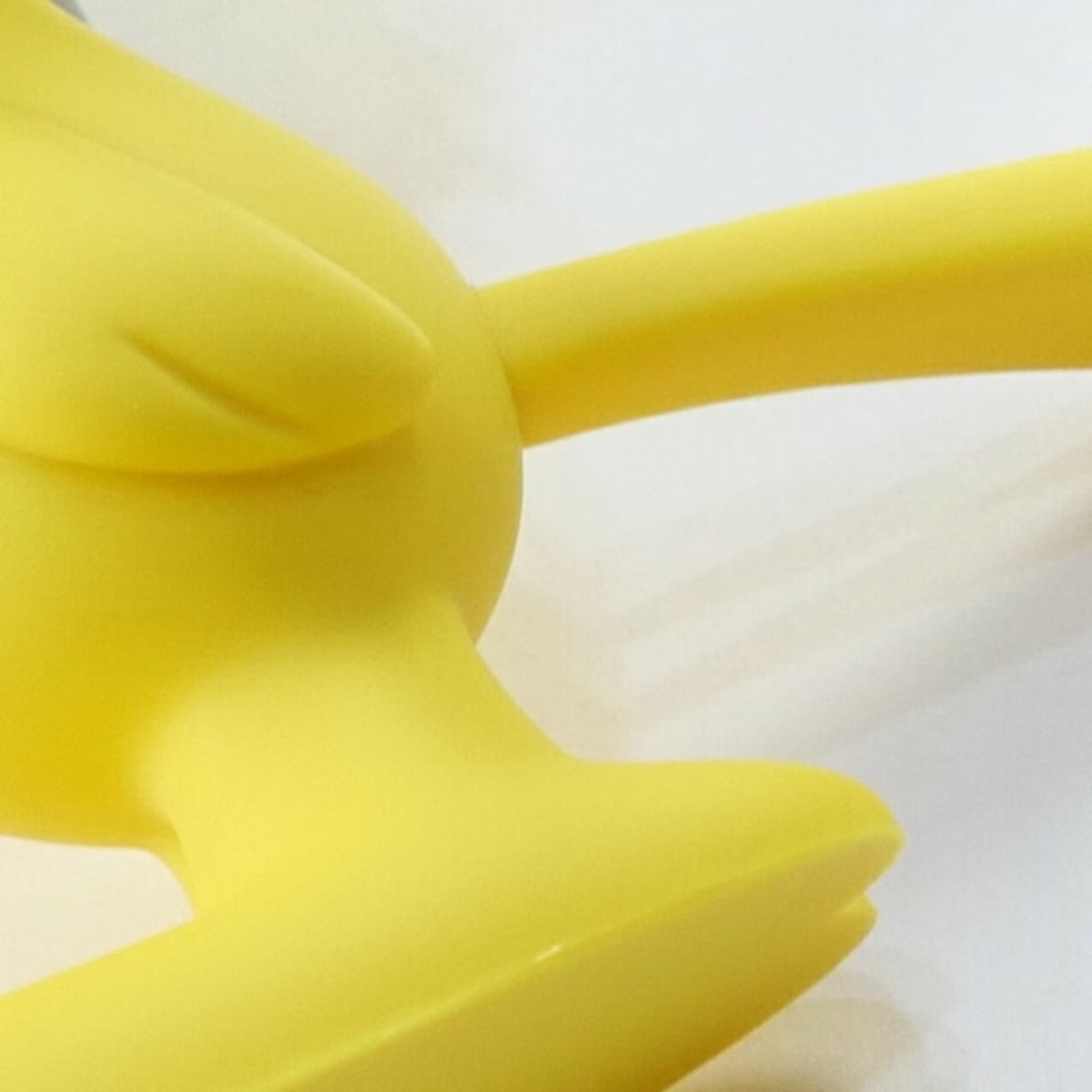 Unused] KAWS MEDICOM TOY WOODSTOCK Figure Yellow Free [New/ - 7