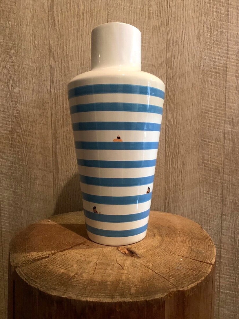 15cm Jean Jullien flower pot?30cm x - 2