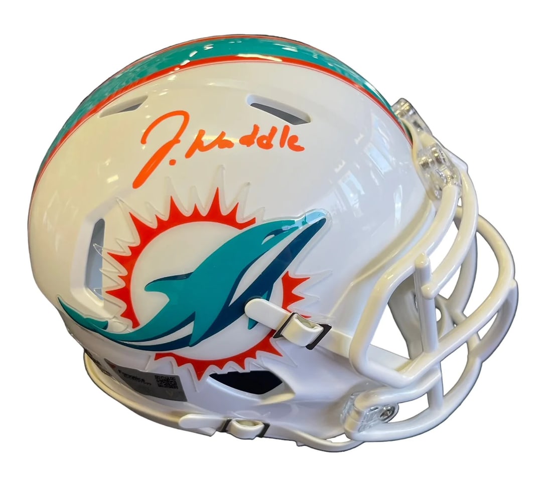 (Fanatics) Jaylen Waddle Autographed Dolphins Speed Mini Helmet: (Fanatics) Jaylen Waddle Autographed Dolphins Speed Mini Helmet This listing features (Fanatics) Jaylen Waddle Autographed Dolphins Speed Mini Helmet. Item specifics are provided below. Item