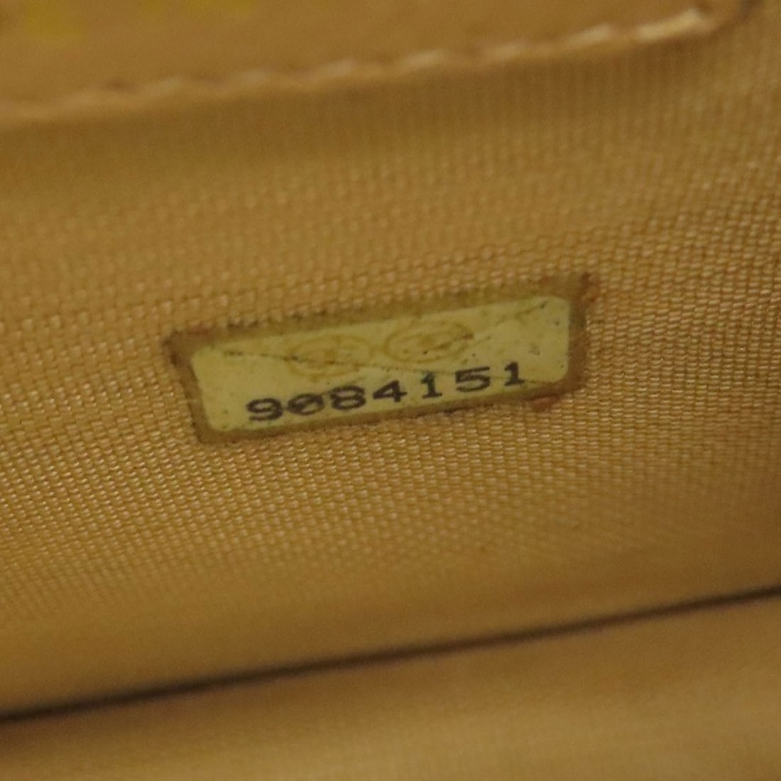 case CHANEL COCO Mark Cigarette - 7