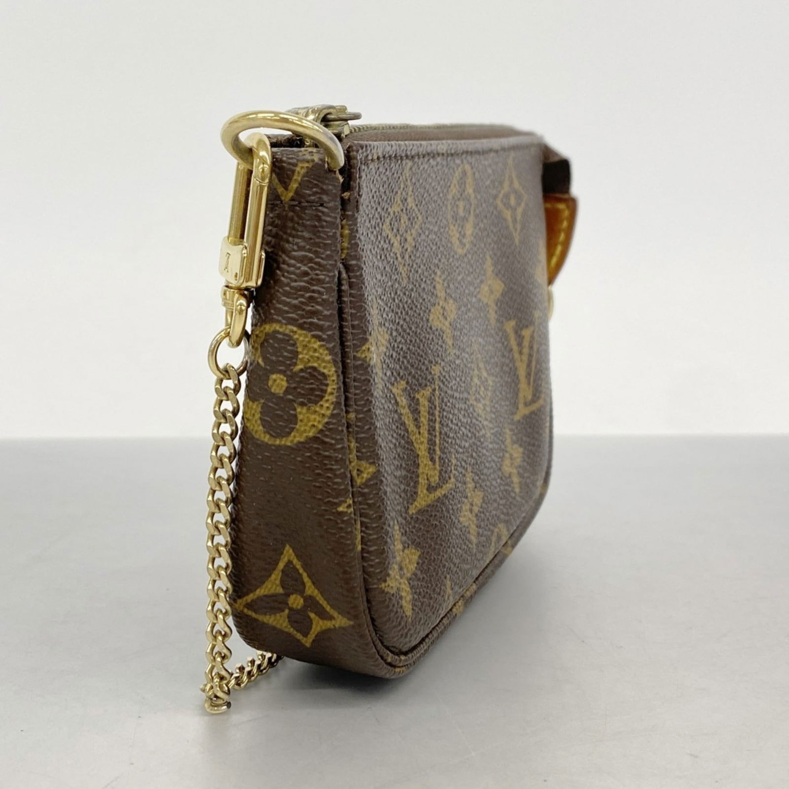 Pouch Louis Vuitton - 2
