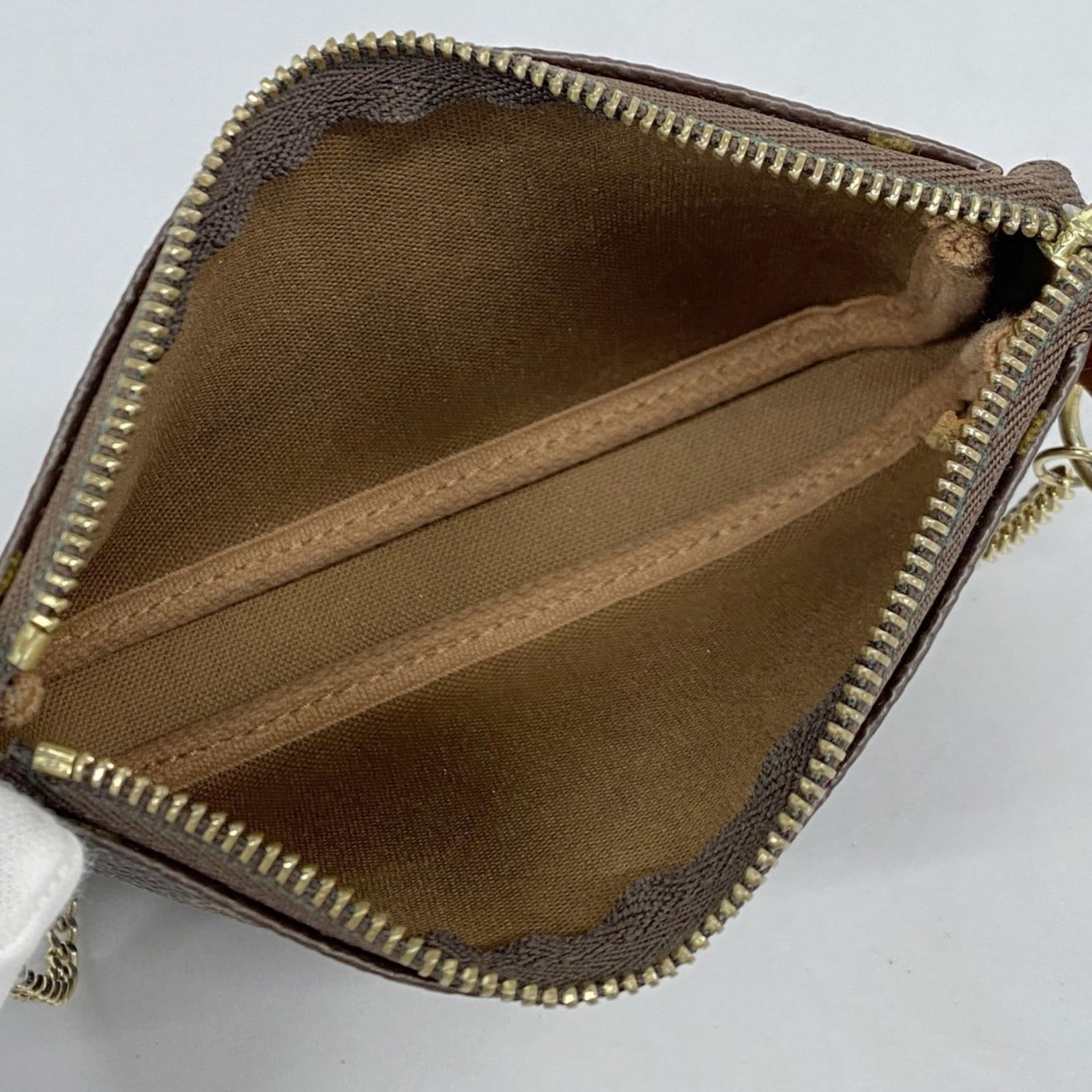 Pouch Louis Vuitton - 4