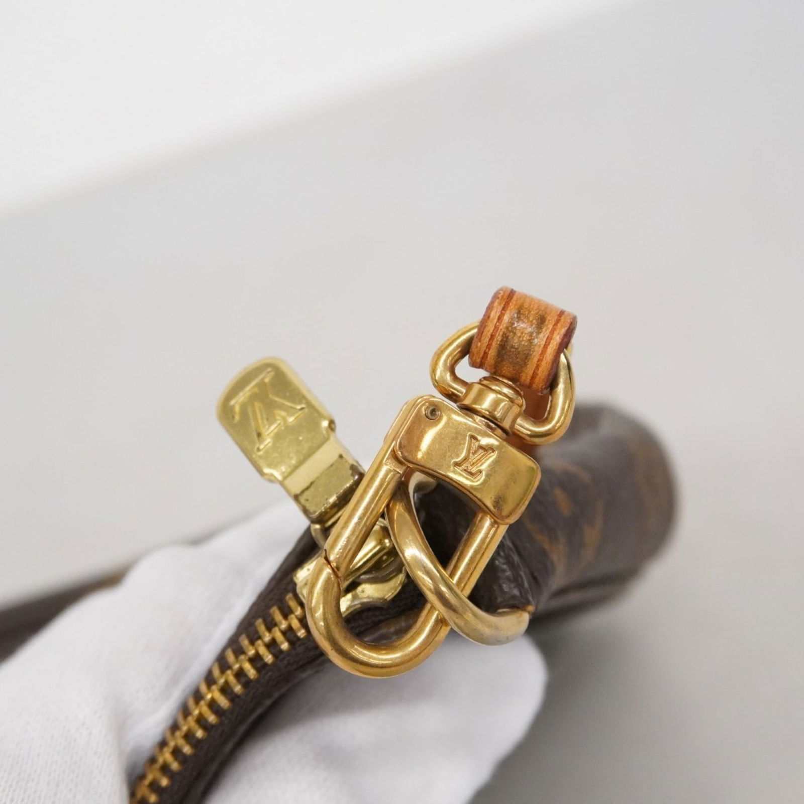 Pouch Louis Vuitton - 11