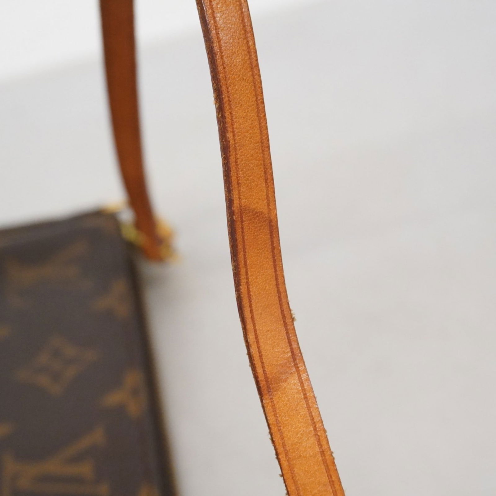 Pouch Louis Vuitton - 9