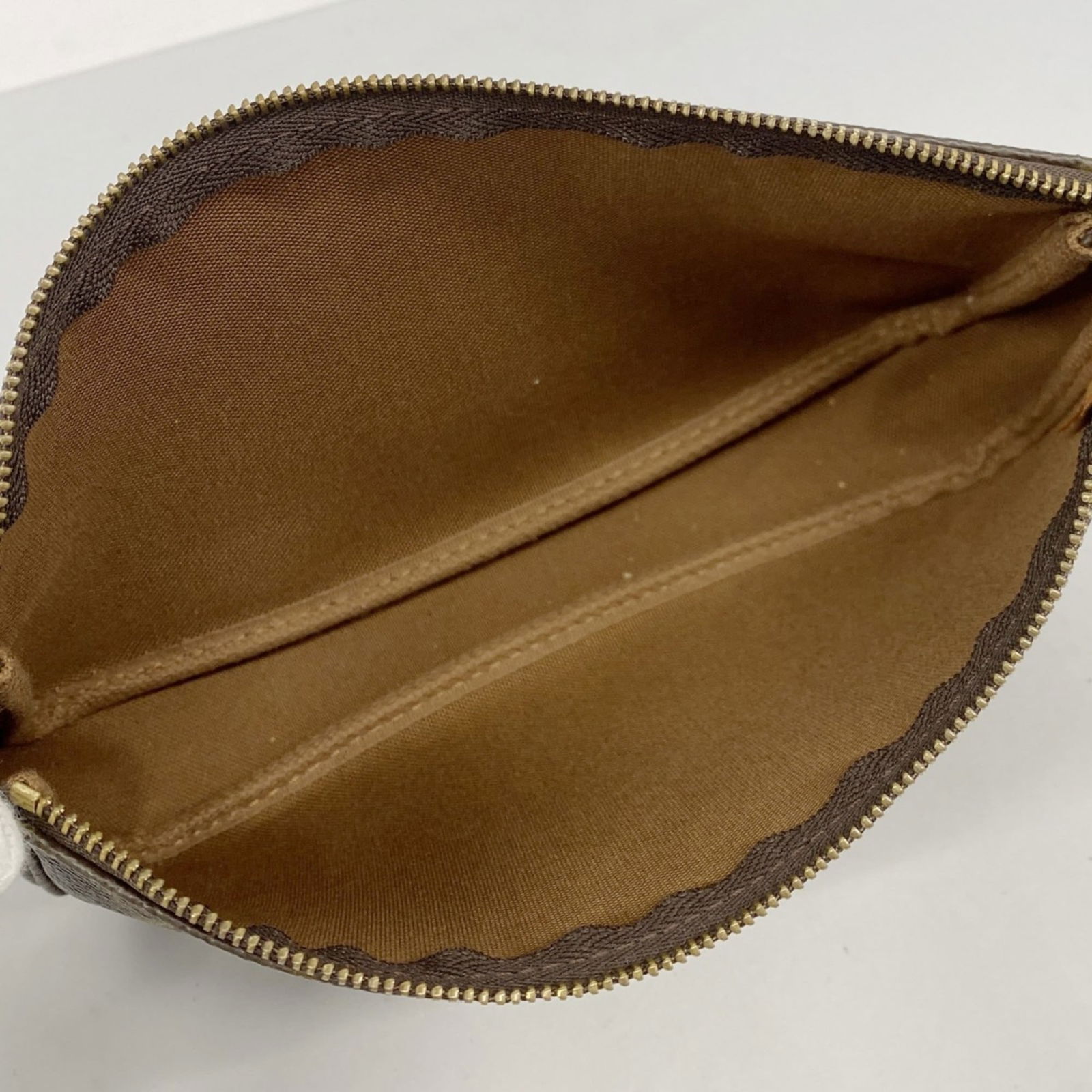 Pouch Louis Vuitton - 4