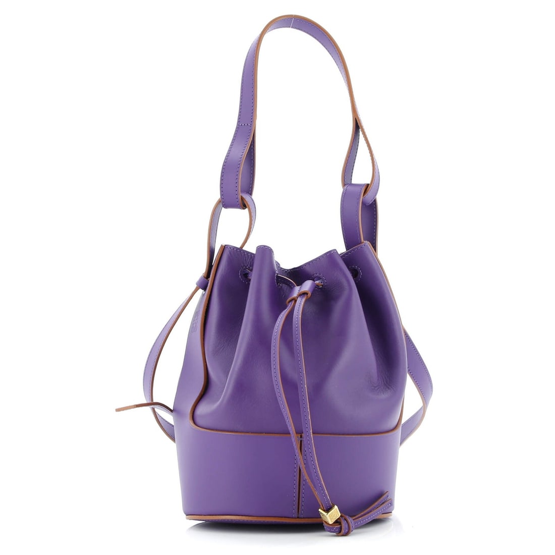 Small Loewe Balloon Bucket Bag Leather: Small Loewe Balloon Bucket Bag Leather This listing features Small Loewe Balloon Bucket Bag Leather. Item specifics are provided below. Item Specifics: Brand: Loewe Exterior Material: Leather Style: B