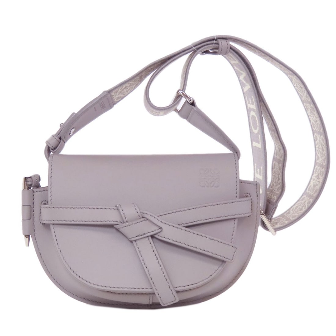 Calf LOEWE Gate Dual Shoulder Bag: Calf LOEWE Gate Dual Shoulder Bag This listing features Calf LOEWE Gate Dual Shoulder Bag. Item specifics are provided below. Item Specifics: Brand: LOEWE Style: Shoulder Bag Exterior Material: Calf E