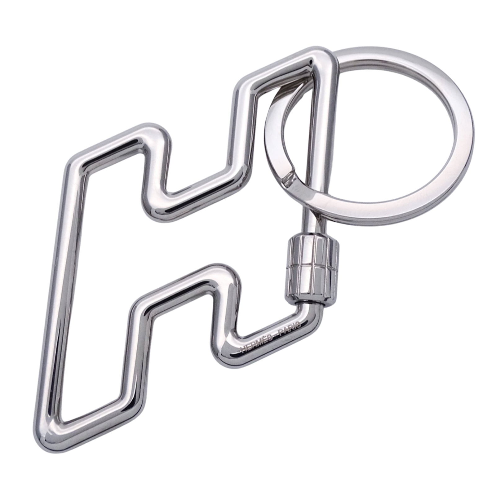 Metal Hermes Keyring: Metal Hermes Keyring This listing features Metal Hermes Keyring. Item specifics are provided below. Item Specifics: Brand: Hermes Type: Keyring Gender: Men,Women Color: Silver Material: Metal Size (Hx