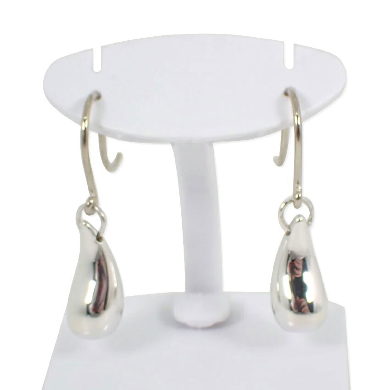 925 Tiffany Stud Earrings Sterling Silver: 925 Tiffany Stud Earrings Sterling Silver This listing features 925 Tiffany Stud Earrings Sterling Silver. Item specifics are provided below. Item Specifics: Brand: Tiffany Type: Stud Earrings Gender: