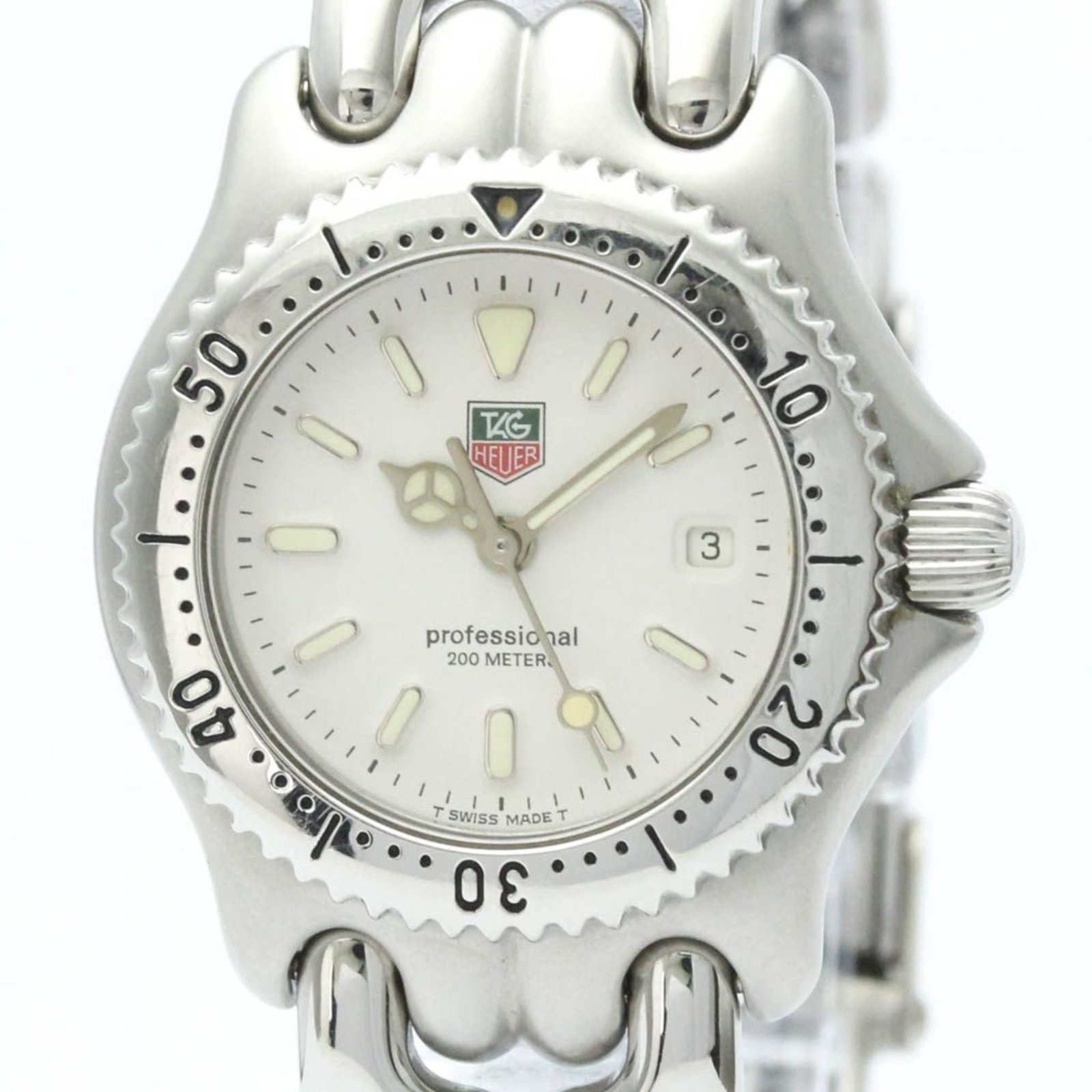 Wristwatch Tag Heuer: Wristwatch Tag Heuer This listing features Wristwatch Tag Heuer. Item specifics are provided below. Item Specifics: Brand: Tag Heuer Type: Wristwatch Style: Dress/Formal Gender: Women Material